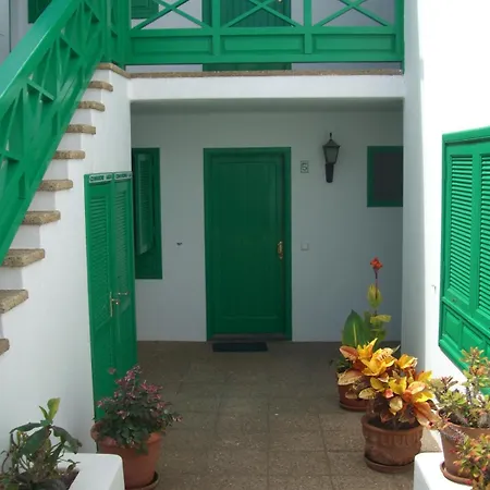 Clacas Playa Blanca (Lanzarote)