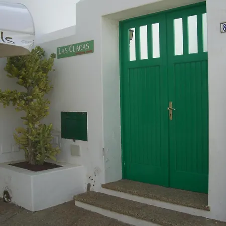 Clacas Playa Blanca (Lanzarote)